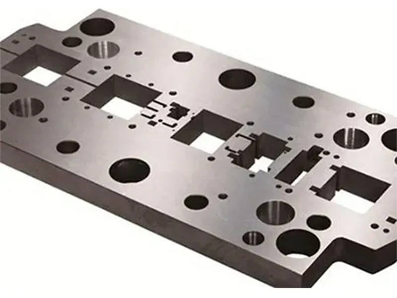 I fattori che influenzano la tecnologia di lavorazione meccanica sulla lavorazione dei pezzi